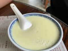 -周大娘牛乳(旧寨古村总店)