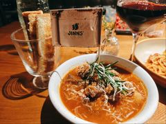 罗马红酒炖牛肉配自制吐司条-JINNS锦时 steak&pizza(浸信会礼拜堂旧址店)