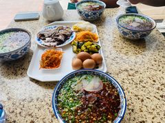 -吾穆勒蓬灰牛肉面·清真(北滨河中路店)