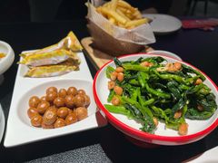 -辣尚瘾·烤鱼·新川菜(牡丹园直营店)