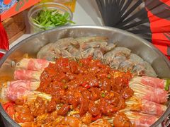 -黄记煌三汁焖锅(新佳丽江汉路店)