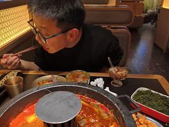 -晓宇重庆火锅(西安荟聚店)