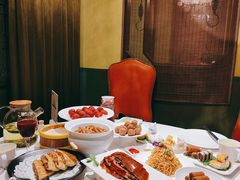 -贝勒爷·酥不腻烤鸭