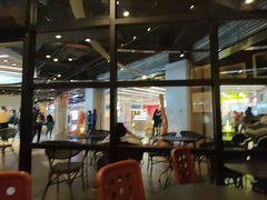 大堂-星巴克(上海虹桥新天地二店)