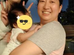 -爱的果实月嫂育婴师(世纪东方店)