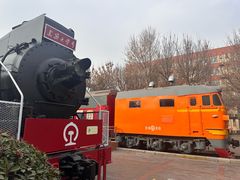 -山东建筑大学·火车餐厅7号车厢麻辣烫