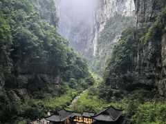 -全季酒店(重庆李子坝牛角沱地铁站店)
