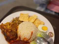 Nasi&nbsp;lemak&nbsp;chicken&nbsp;rendang-Old Town White Coffee(gateway@klia2)