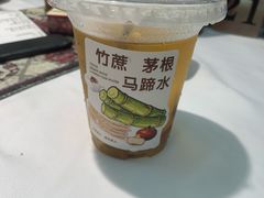 -刘姐啤酒鱼民族演艺餐厅(西街总店)