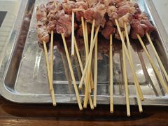 -哈尔滨小酒馆·鲜肉现穿自助烧烤(康新花园店)