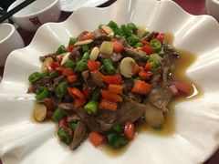 -邱二餐馆