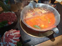 -湊湊火锅·茶憩(南京东路悦荟店)