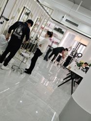 -AB hair salon
