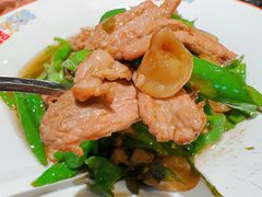 招牌辣椒炒肉-破三川·新川菜(静安大融城店)