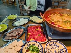 -滇牛云南火锅(桂林路店)