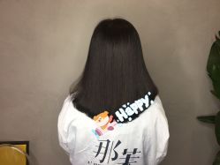 -变画·发型STUDIO