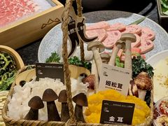 -山缓缓火锅(苏州仁恒仓街店)