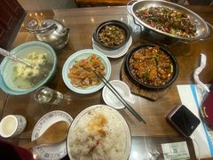 -临街徽菜馆·正宗黄山味