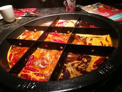 -井格重庆火锅(临平银泰城店)