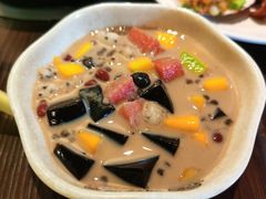 -海吃海喝海鲜烤肉餐厅