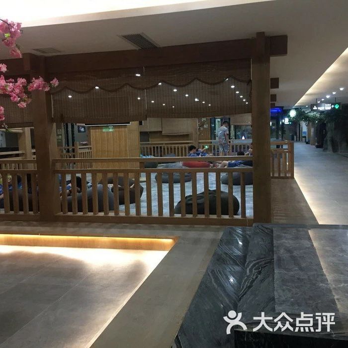 乐水汤泉洗浴汗蒸