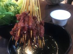 -虾弄弄海派小龙虾·牛羊蝎子火锅