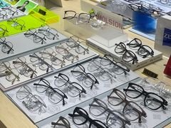 -鲸渝眼镜·浅目视光(春熙路店)