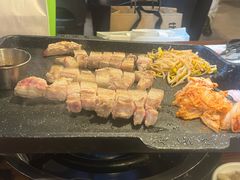 -Dombe豚(黑猪肉街店)