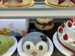 -花花卷卷·鲜食蛋糕(静安久光百货店)