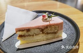 Mango Tiramisu