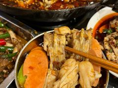 -鸿顺老铁锅美蛙鱼府(解放碑店)