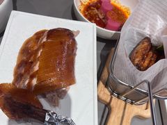 -小大董·烤鸭(观景餐厅·南京西路店)