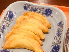 -老新隆牛肉锅贴(新街口店)