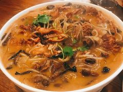 小鸡炖蘑菇粉条-李老哈·东北菜(宋园路店)