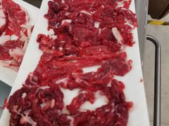 现切鲜嫩牛肉-为什么牛潮汕牛肉火锅(万胜广场店)