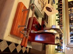 iphone_upload_pic-LONG BAR 廊吧(外滩华尔道夫酒店)