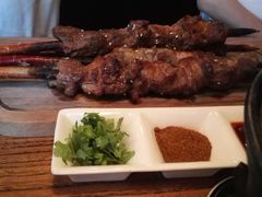 -阿里家·新疆烤肉酒場 by MIG
