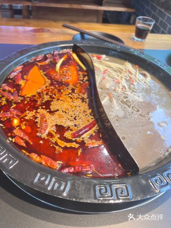 一点多快两点去的，店里没人了