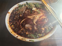 -吾穆勒蓬灰牛肉面·清真(北滨河中路店)