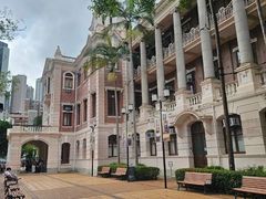 -香港大学