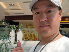 -海天一色海景自助餐厅(西港花园店)