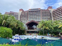 -三亚湾海居铂尔曼度假酒店