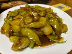 -巧婆婆特色东北菜·铁锅炖