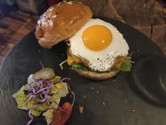 -HIGH FIVE哈福手工汉堡(桂林路店)