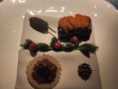 -弦月窗LUNETTE BY AMANDA(复兴路店)