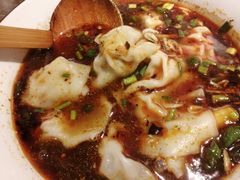 -麻婆婆白家肥肠粉(海岸城店)