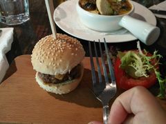 -Geneva日内瓦餐厅(西郊宝成花苑店)