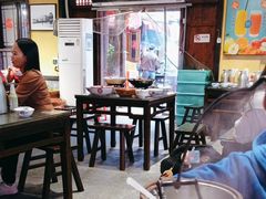 -富正毅三下锅·湘西韵味(天门山索道店)