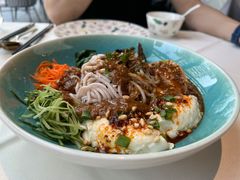 豆花米线-沿途四季·云南菜(建外大街店)