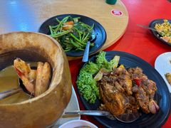 -大树下海鲜饭店